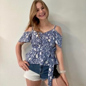 Wrapped blouse—Blue blouse with white flowers!